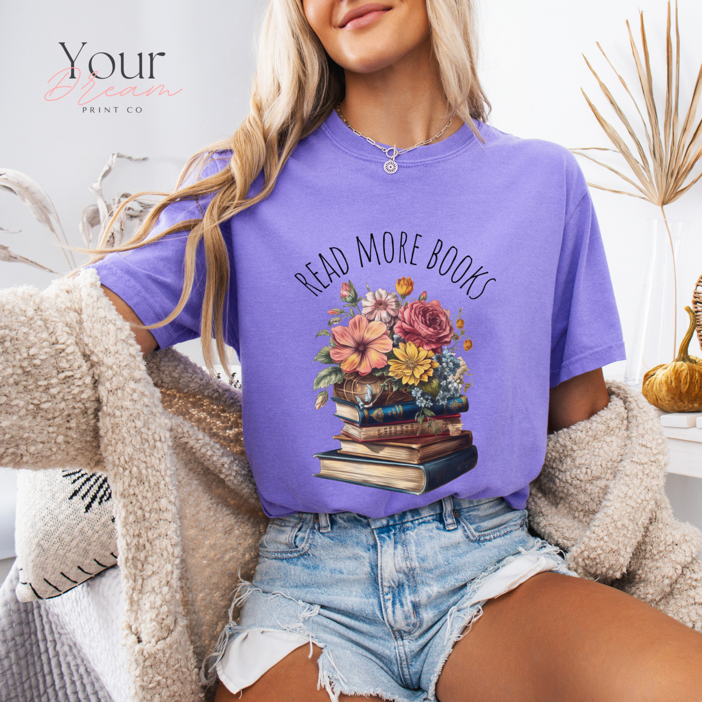 Read More Books T-Shirt – Literary Graphic Tee for Book Lovers & Readers