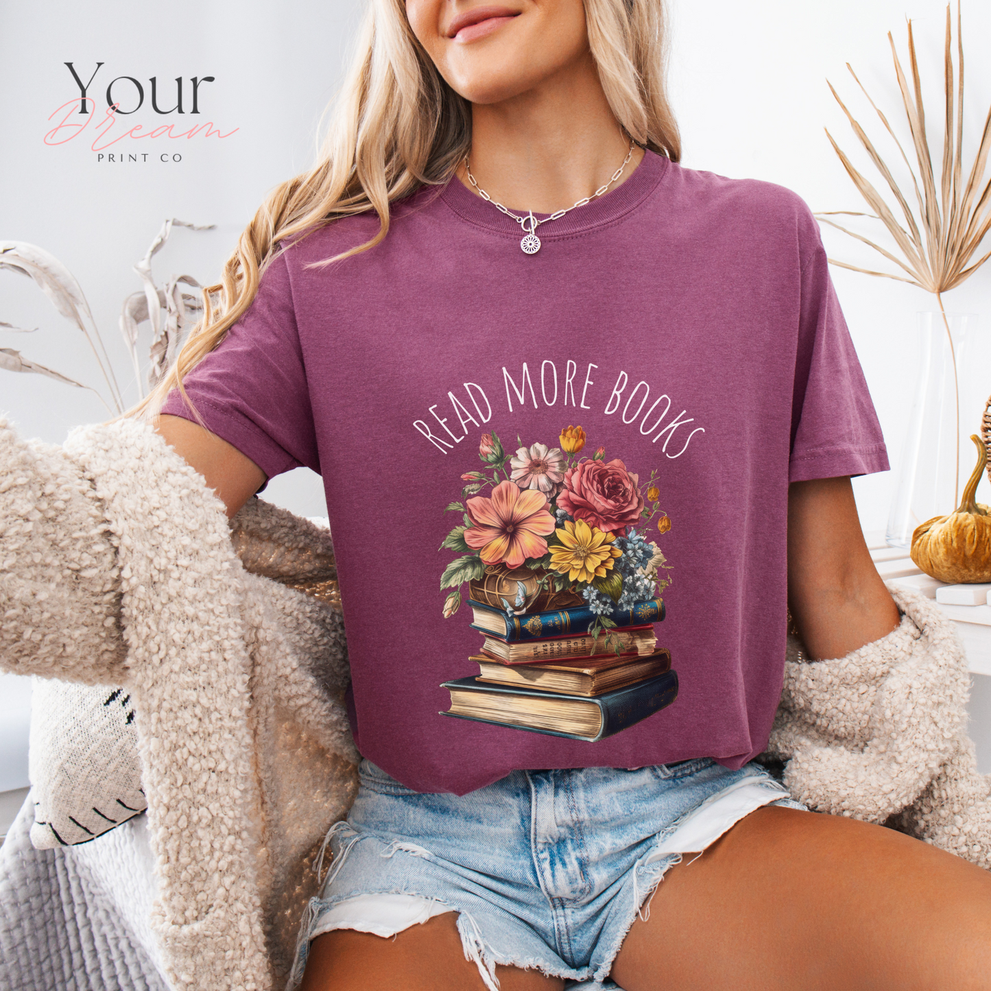 Read More Books T-Shirt – Literary Graphic Tee for Book Lovers & Readers