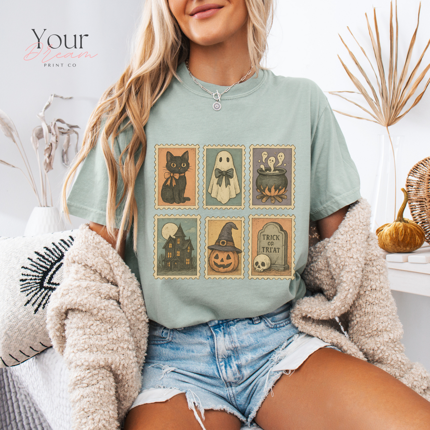 Halloween TShirt, Halloween Shirt, Retro Ghost Tee, Cute Fall Shirt, Pumpkin Season, Fall Spooky Cat shirt, Cute Ghost Shirt