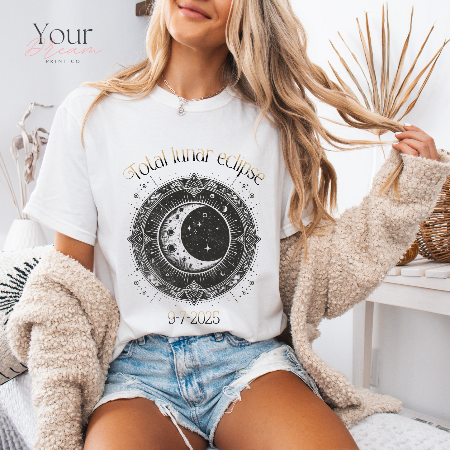 Total Lunar Eclipse 2025 Tshirt, Eclipse Lover Tshirt