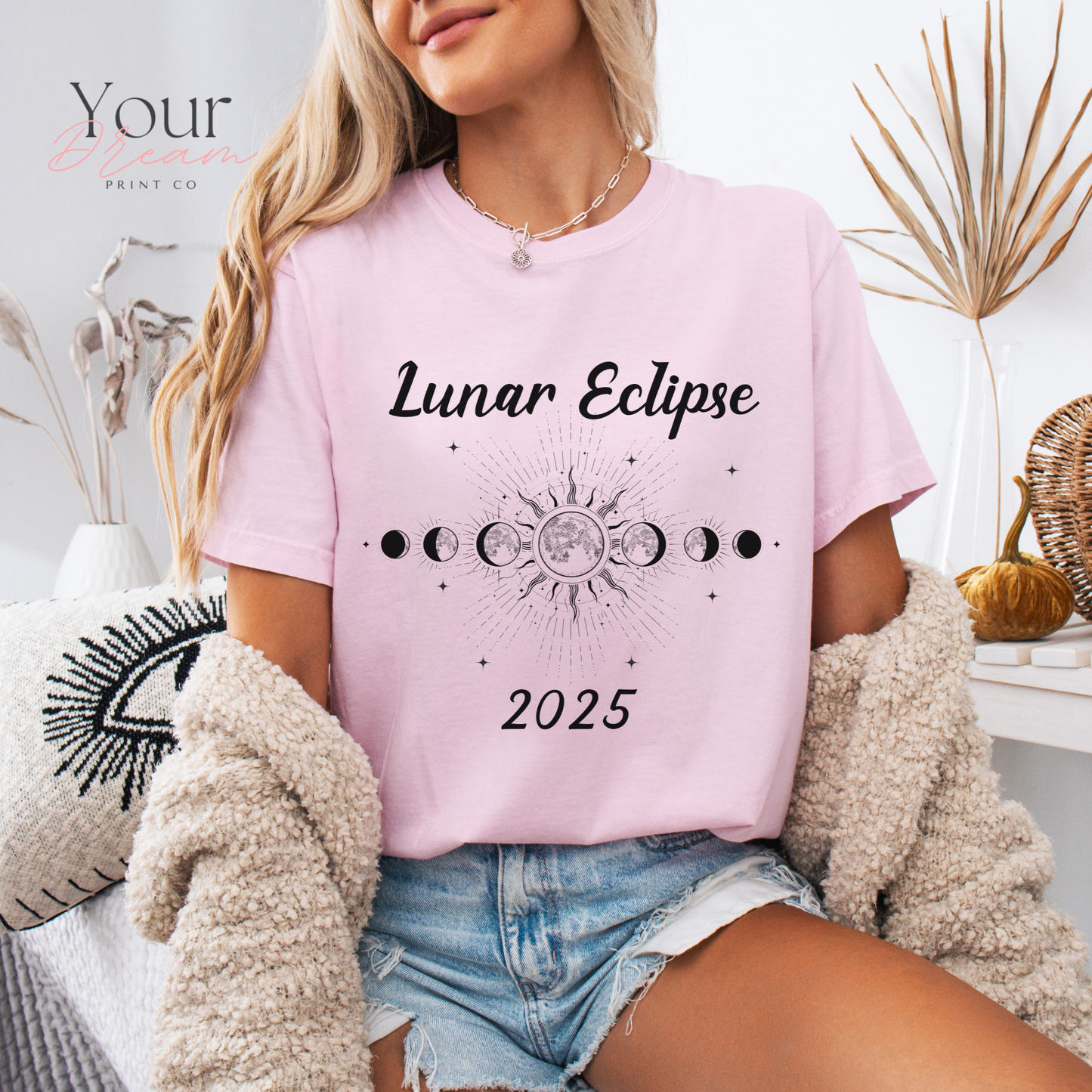 Lunar Eclipse 2025 T-shirt, Space Explorer Gift