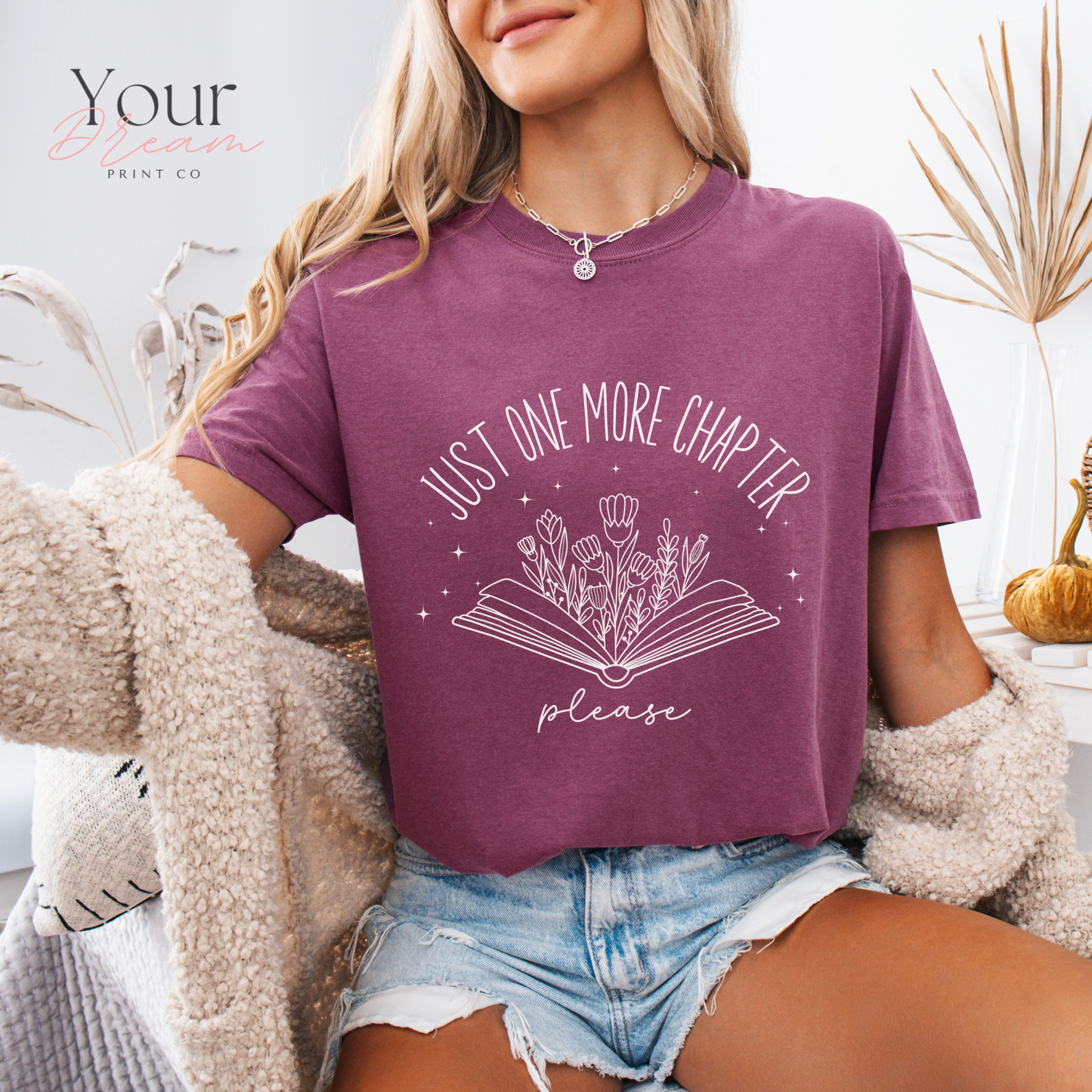 Book Lovers T-Shirt – Just One More Chapter Please with Minimalist Floral Book Design