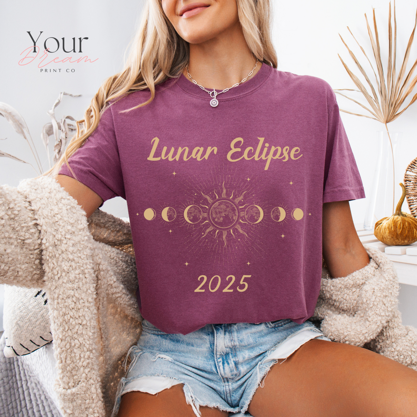 Lunar Eclipse 2025 T-shirt, Space Explorer Gift